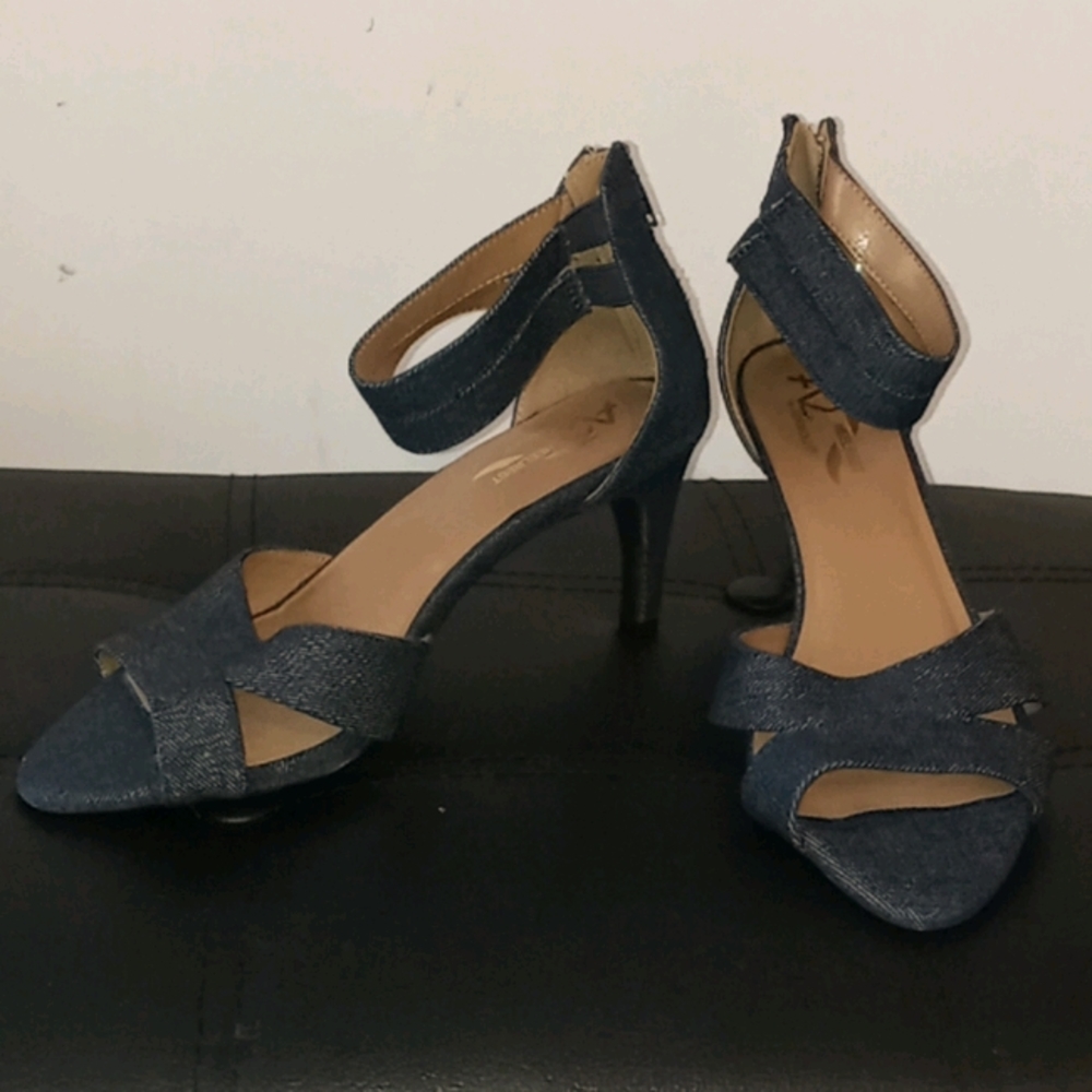 A2 Heel Rest by Aerosoles